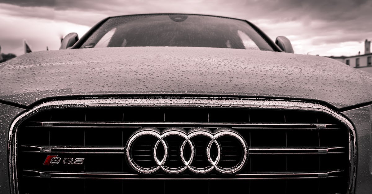 découvrez l'audi rs 4 avant, l'alliance parfaite entre performance et praticité. avec son design audacieux, son moteur puissant et ses technologies innovantes, cette voiture sportive offre une expérience de conduite inégalée. que ce soit sur route ou sur circuit, l'audi rs 4 avant se distingue par son agilité et son confort, faisant d'elle le choix idéal pour les amateurs de sensations fortes.