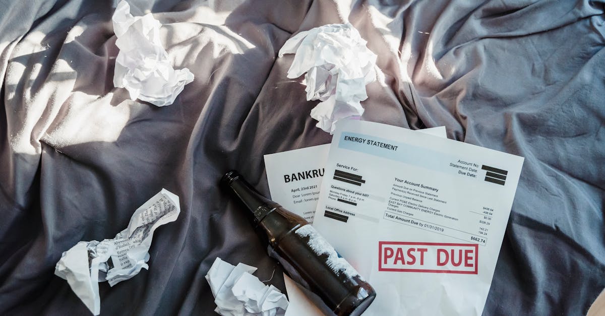 découvrez tout ce que vous devez savoir sur la faillite : définition, processus, impacts sur vos finances et conseils pour rebondir après une déclaration de faillite.