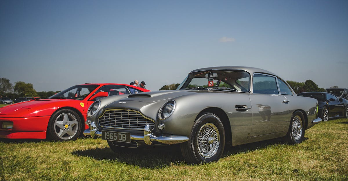découvrez l'aston martin vanquish, une voiture de sport emblématique alliant performance exceptionnelle et design raffiné. avec son moteur puissant et son intérieur luxueux, la vanquish incarne l'élégance britannique sur quatre roues.
